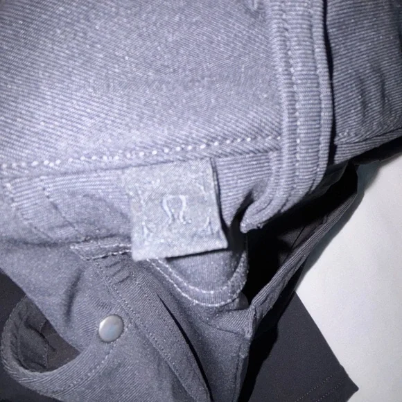 Lululemon Men's ABC Slim Pants - Picture 4 of 7